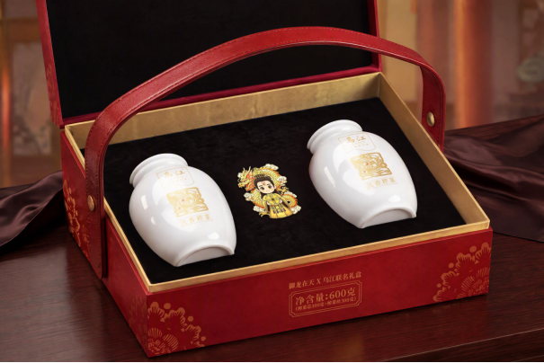 一口乌江,一声兄弟!《御龙在天》×乌江榨菜联动正式开启